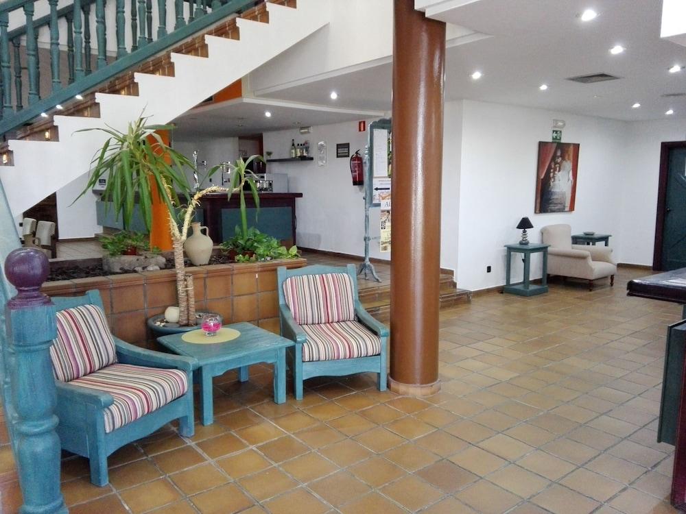 Hotel Αλμάγκρο Εξωτερικό φωτογραφία