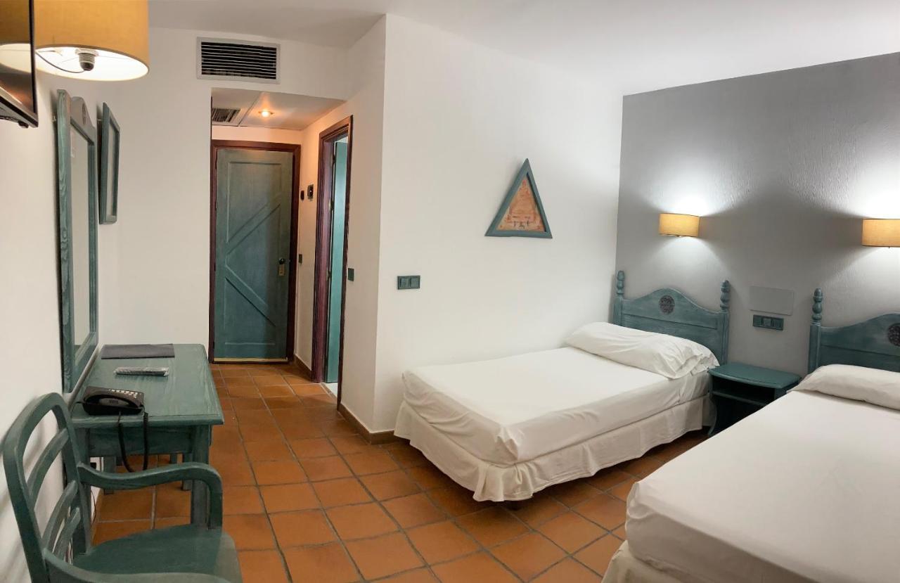 Hotel Αλμάγκρο Εξωτερικό φωτογραφία